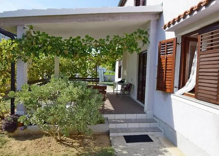 Apartman With Parking Space Sabunike, Zadar - 19695 *